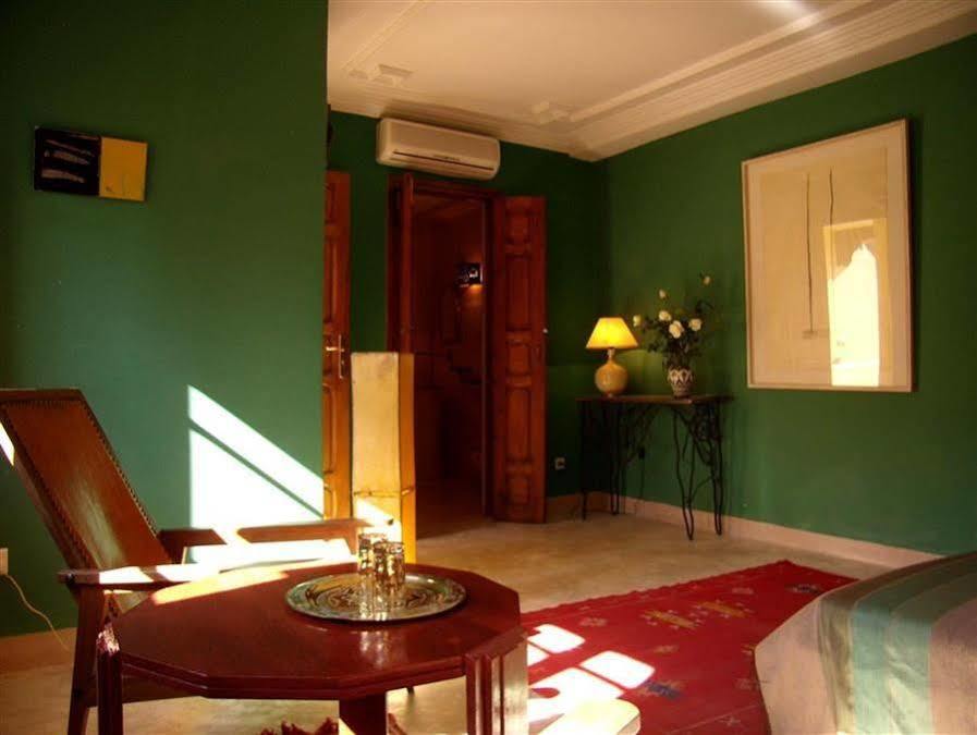 Dar Taliwint Hotel Marrakesh Exterior photo
